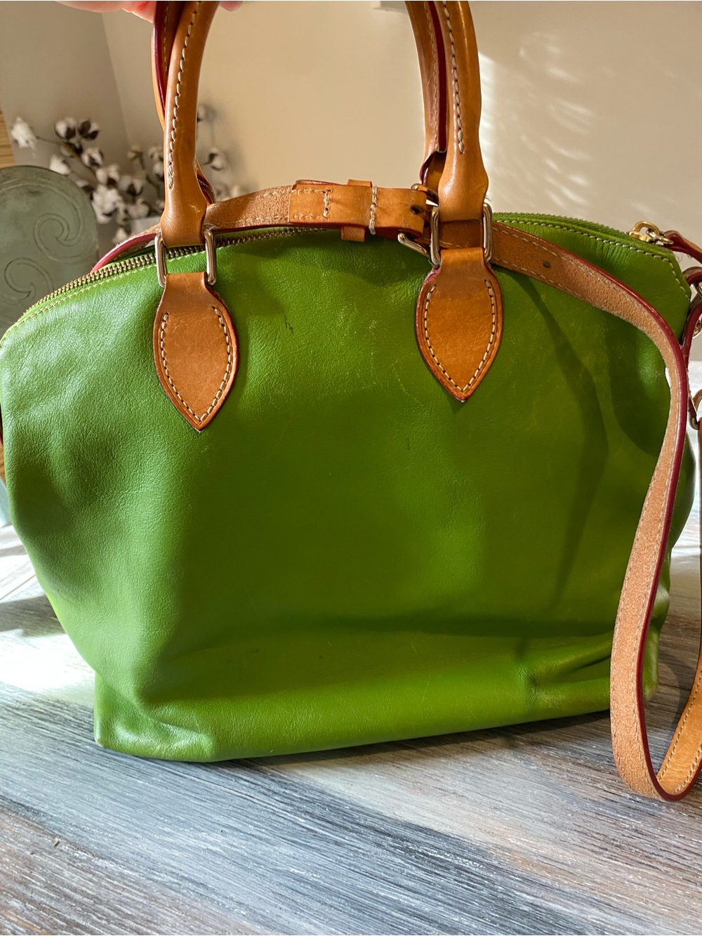 Dooney & Bourke Dillen Double Pocket Satchel green leather wallet key chain - Picture 13 of 16